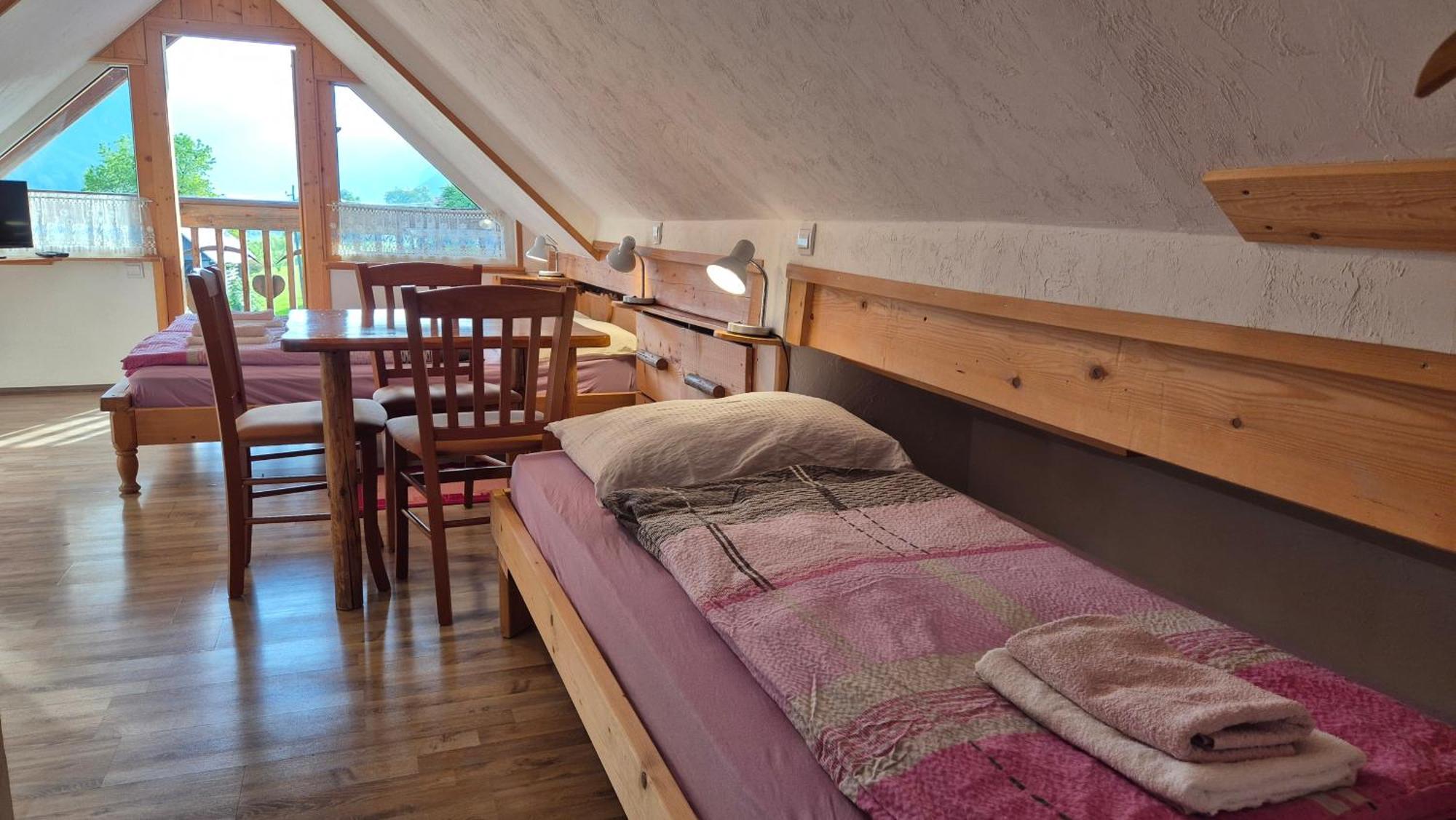 Apartments Cebelica Бохин Екстериор снимка