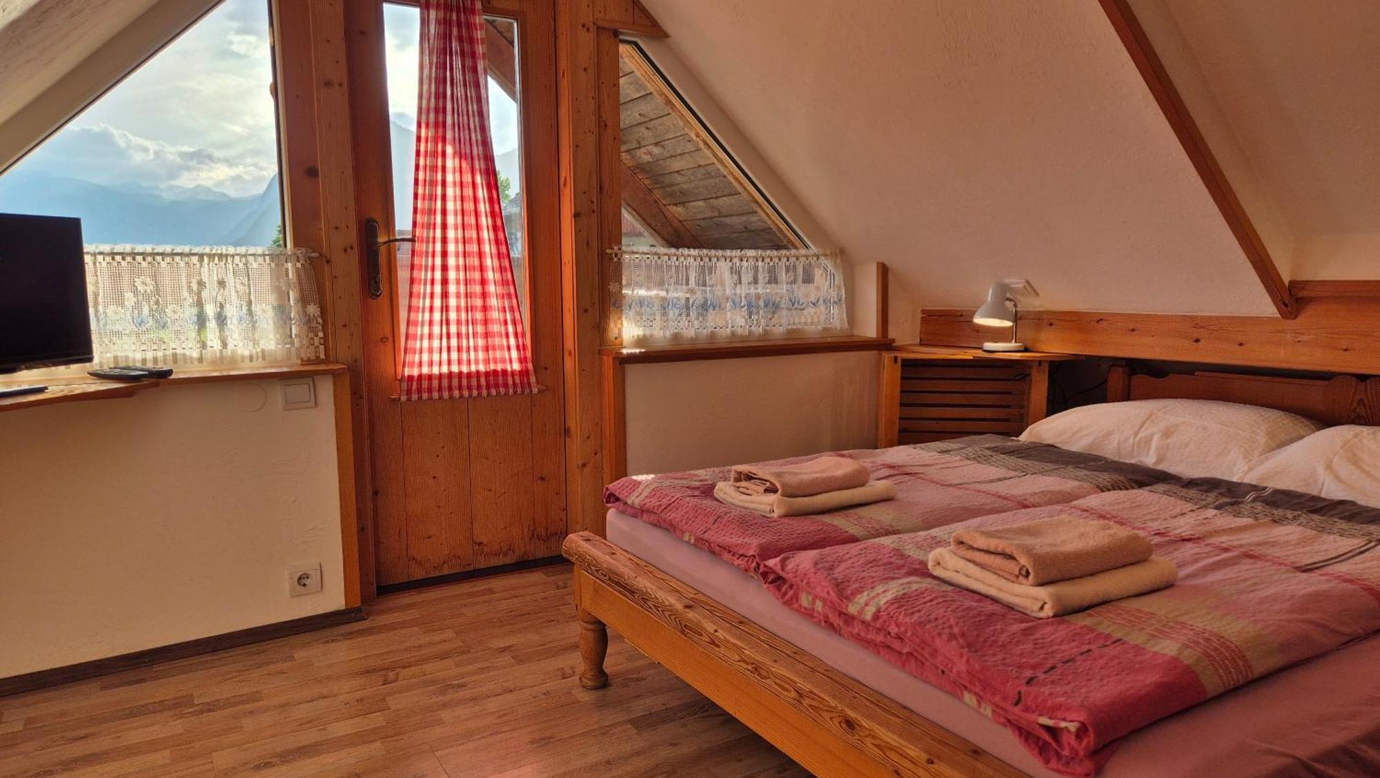 Apartments Cebelica Бохин Екстериор снимка